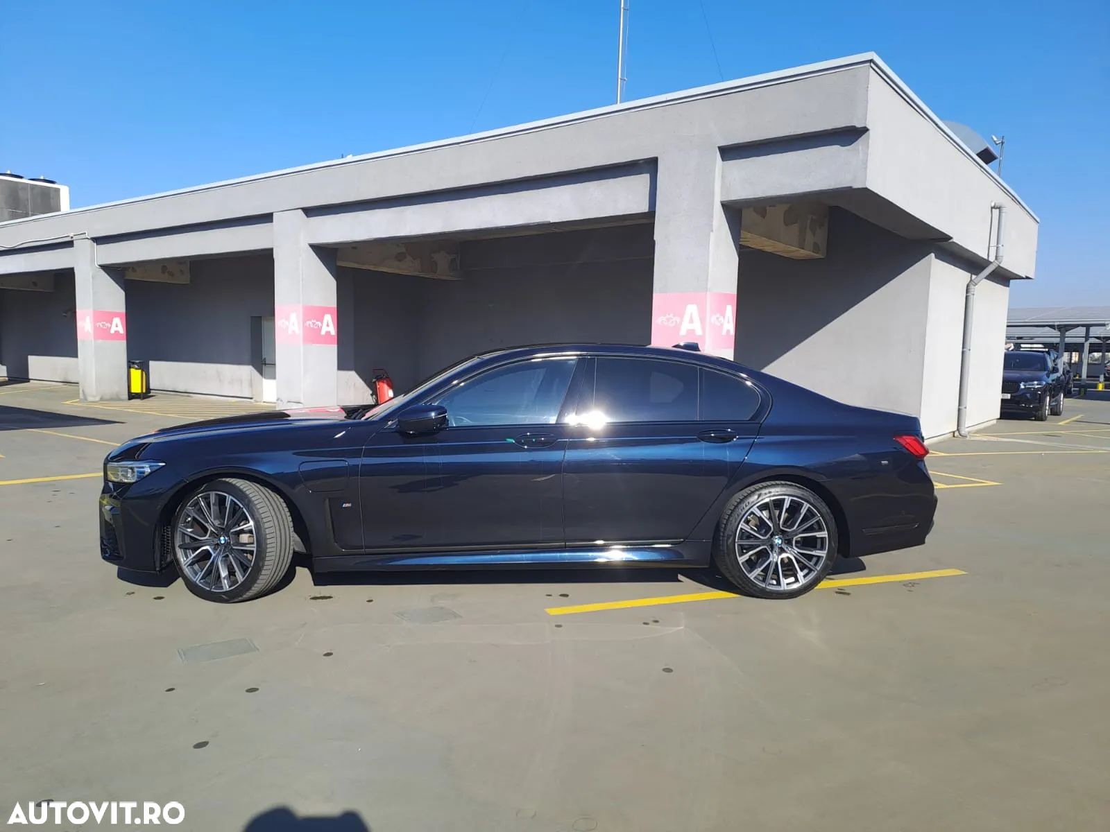 BMW Seria 7 745Le - 1