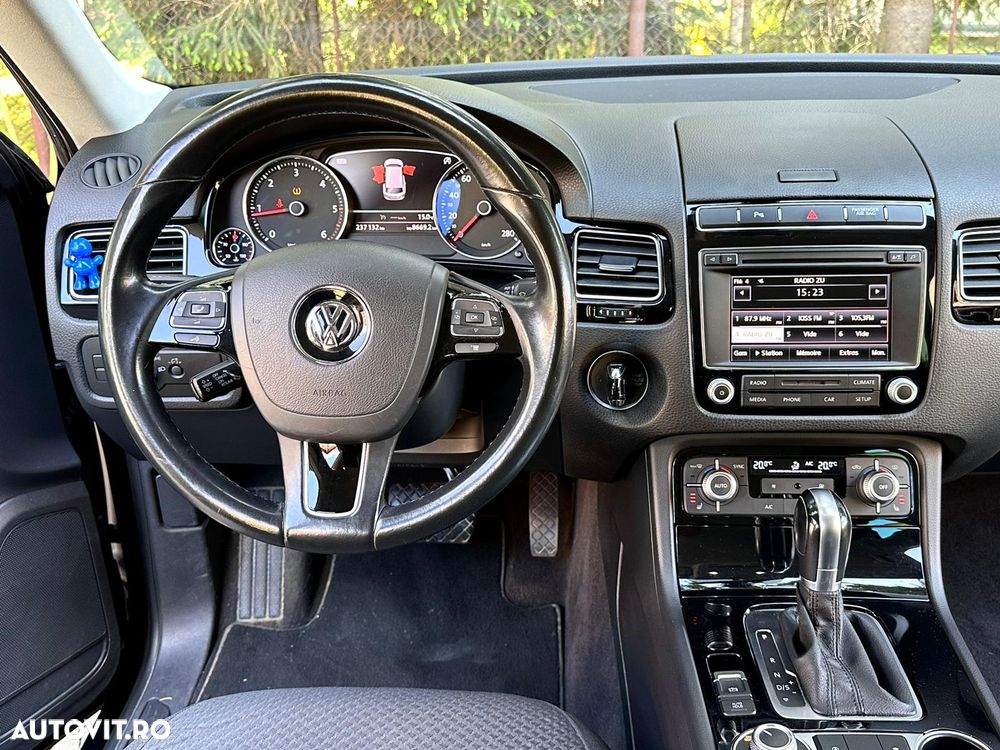 Volkswagen Touareg 3.0 V6 TDI BMT - 5