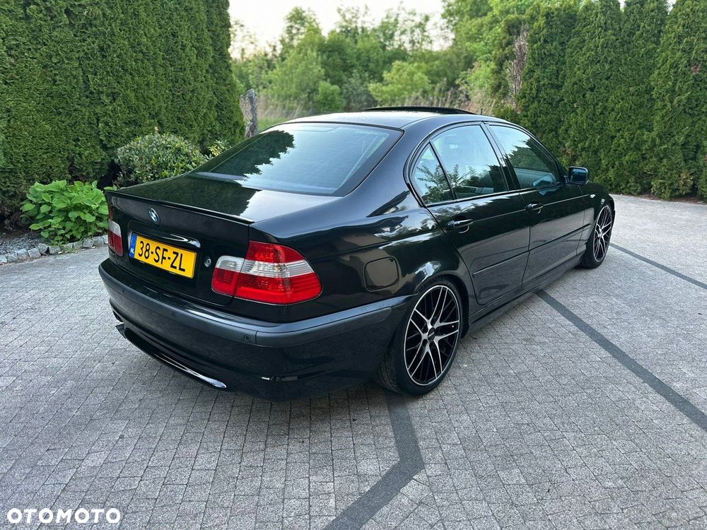 BMW Seria 3 325i Edition Sport - 33