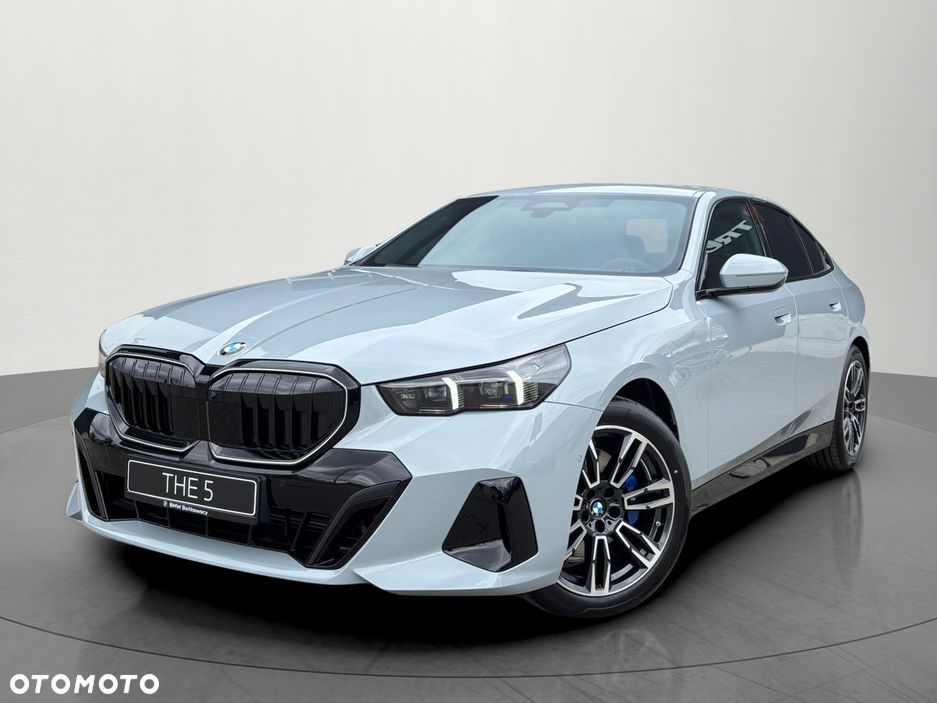 BMW Seria 5 520d xDrive mHEV M Sport - 2