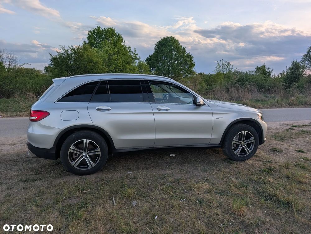 Mercedes-Benz GLC 300 4-Matic - 11