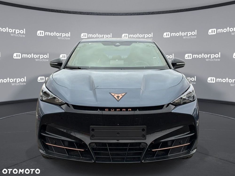 Cupra Tavascan - 2