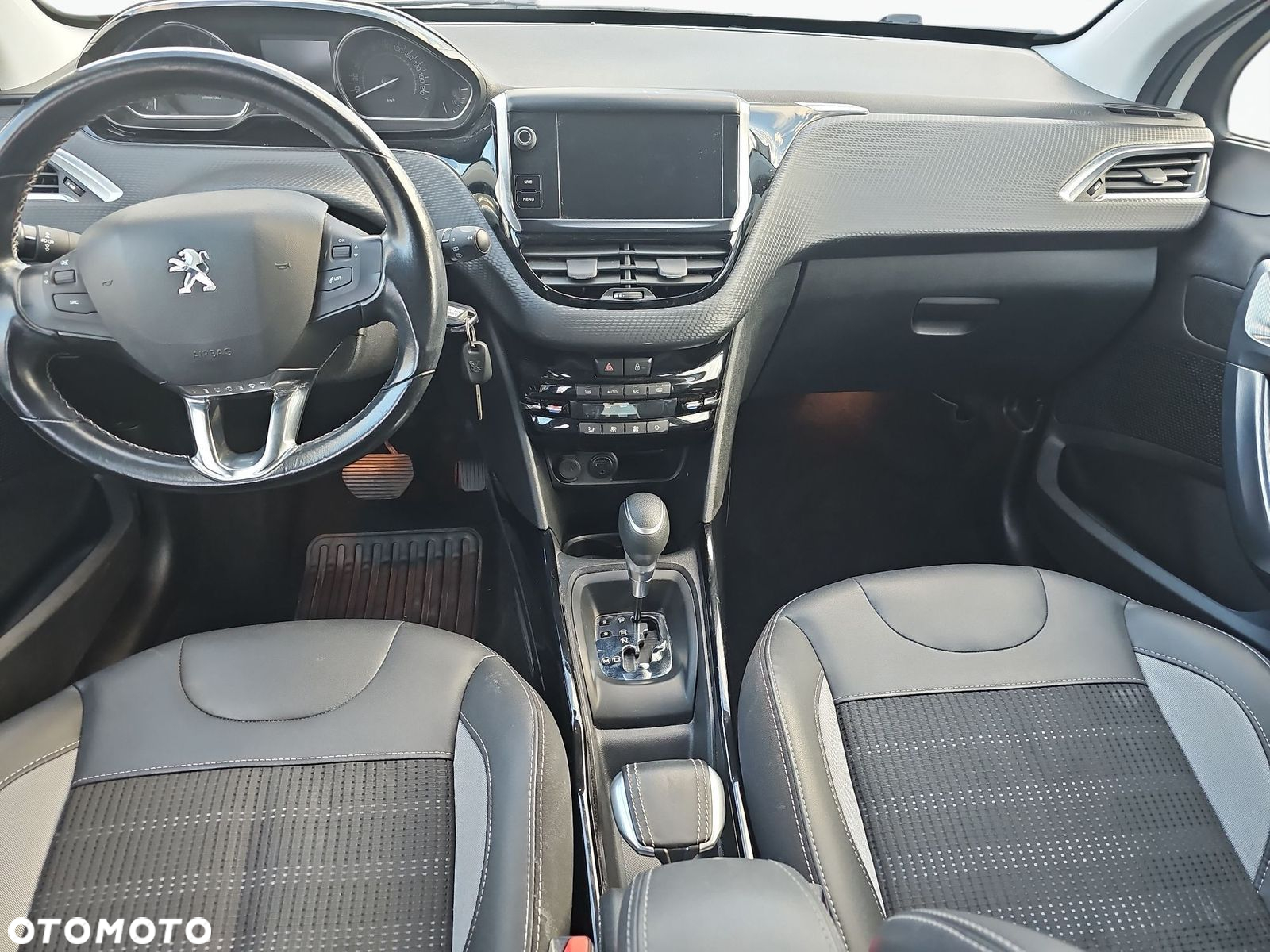 Peugeot 2008 - 23