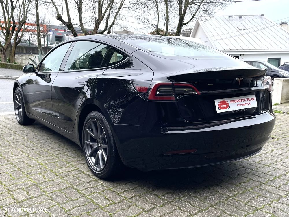 Tesla Model 3 Long Range Tração Traseira - 4