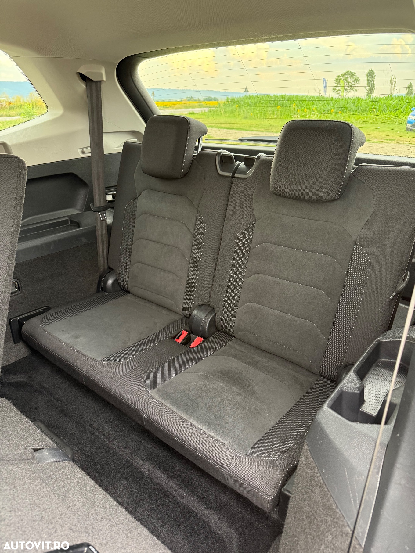 Volkswagen Tiguan Allspace 2.0 TDI SCR 4Motion DSG Life - 26