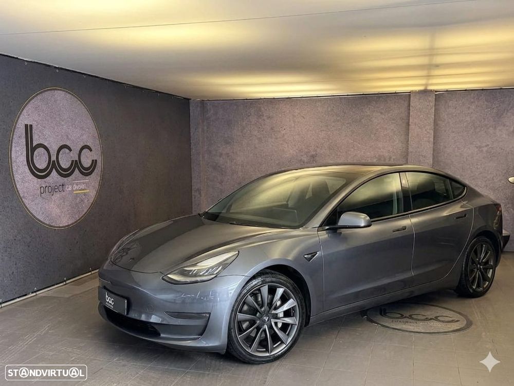 Tesla Model 3 Standard Range Plus RWD - 4
