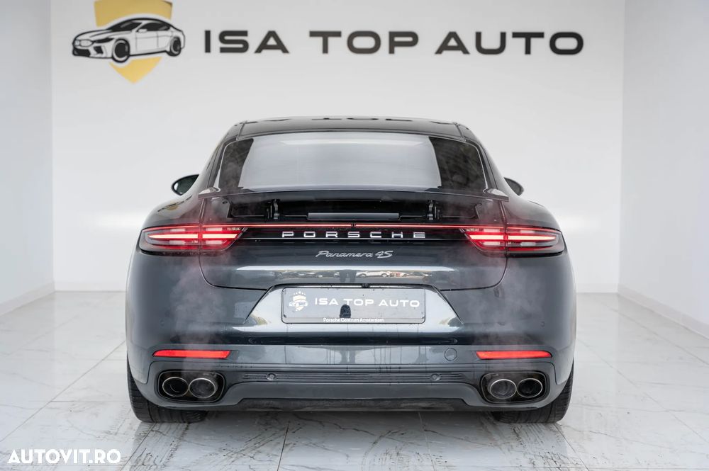 Porsche Panamera 4S Executive - 3