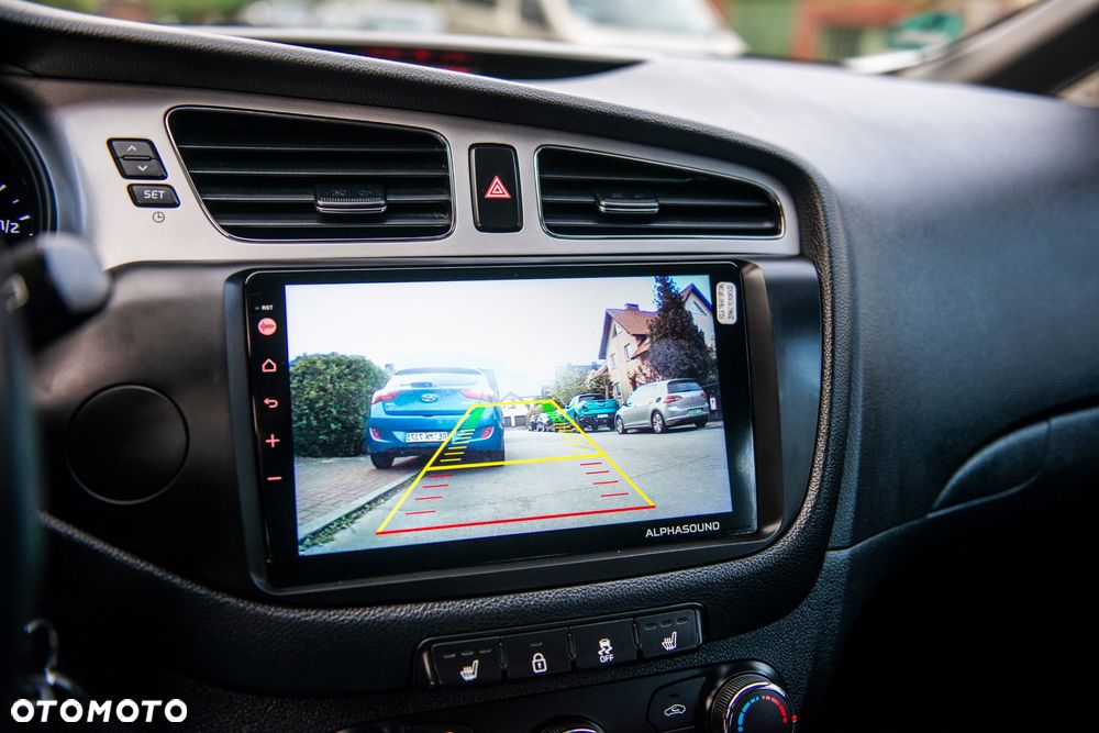 Kia Ceed 1.4 CVVT Vision - 24