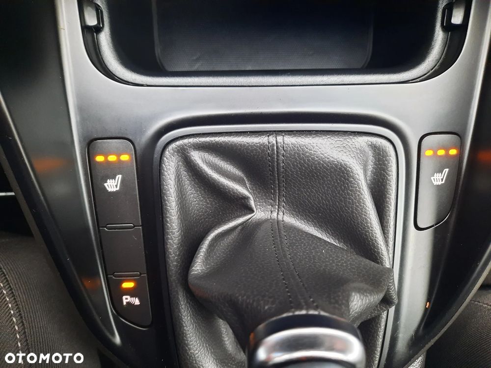 Kia Carens 1.6 GDI L 7os - 31