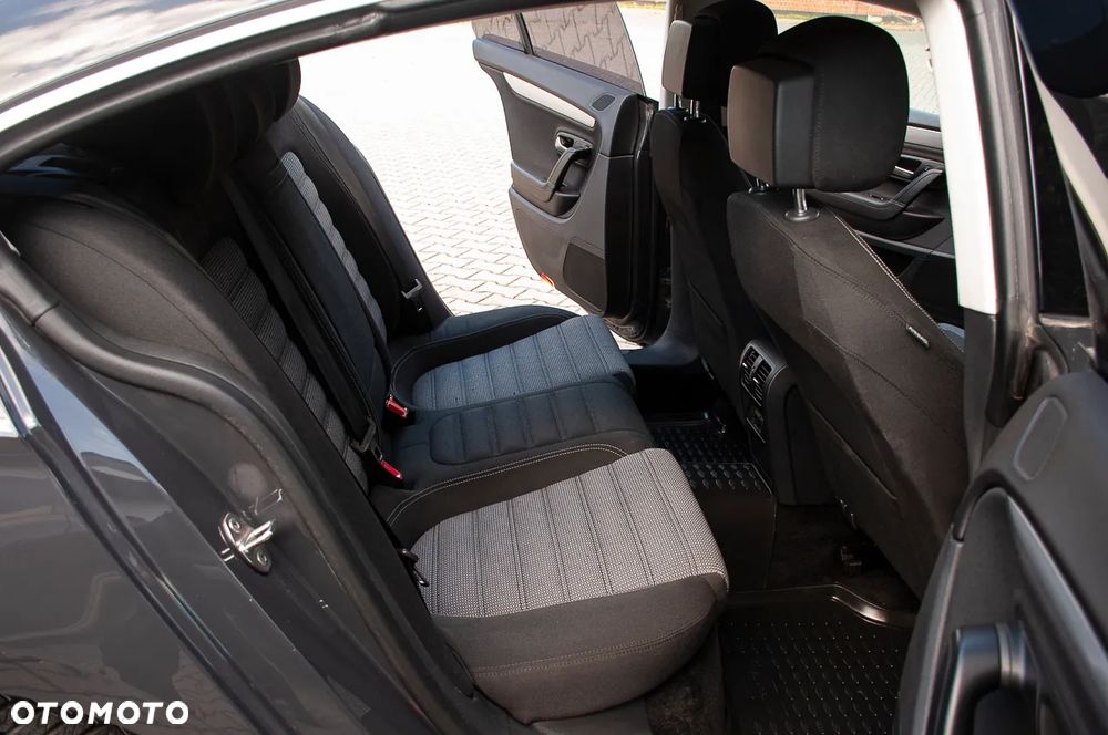 Volkswagen Passat CC 2.0 TDI Exclusive - 28