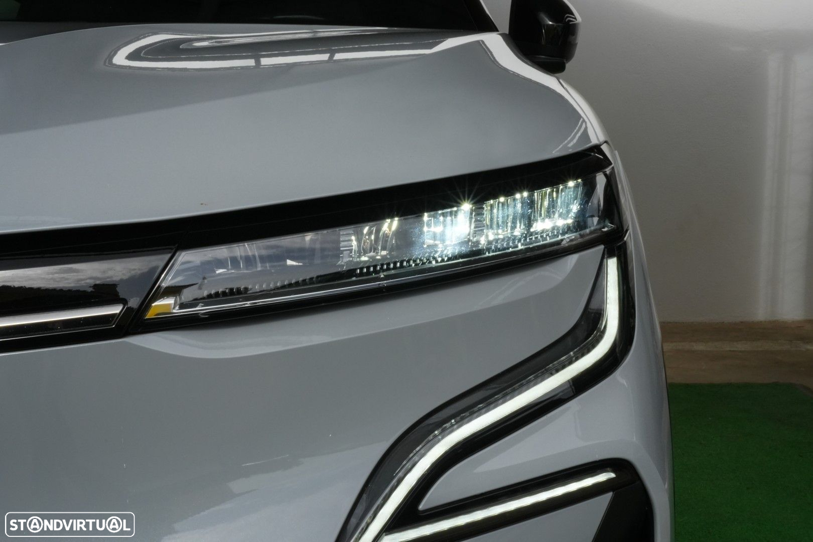 Renault Mégane E-Tech - 16