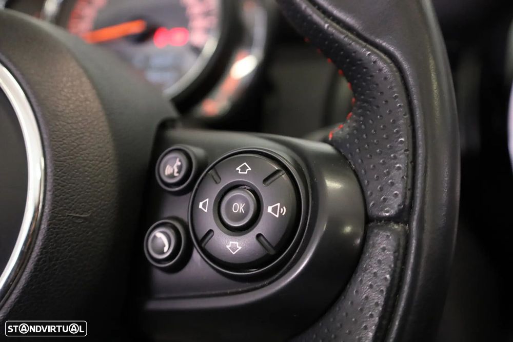 MINI Cabrio One Sport Edition - 43