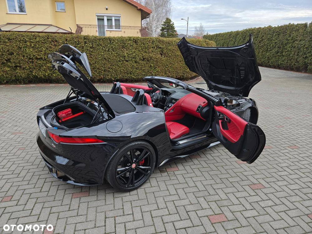 Jaguar F-Type Cabriolet AWD SVR - 32