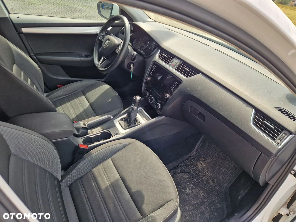 Skoda Octavia 1.5 TSI ACT Ambition - 31