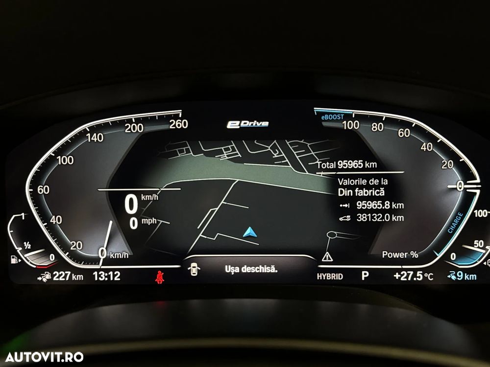 BMW Seria 5 530e xDrive AT PHEV - 11