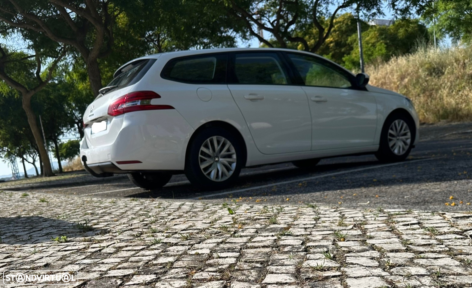 Peugeot 308 SW 1.6 BlueHDi Active - 37