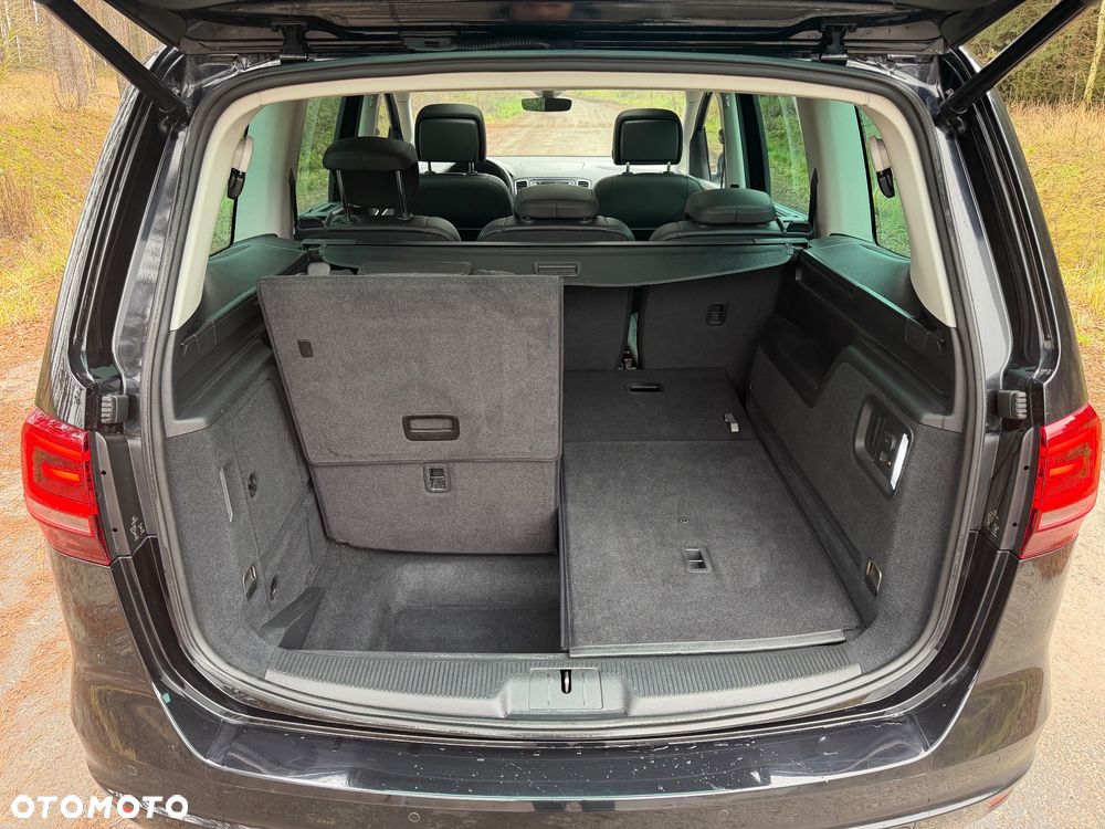 Volkswagen Sharan 2.0 TDI DSG (BlueMotion Technology) Highline - 28