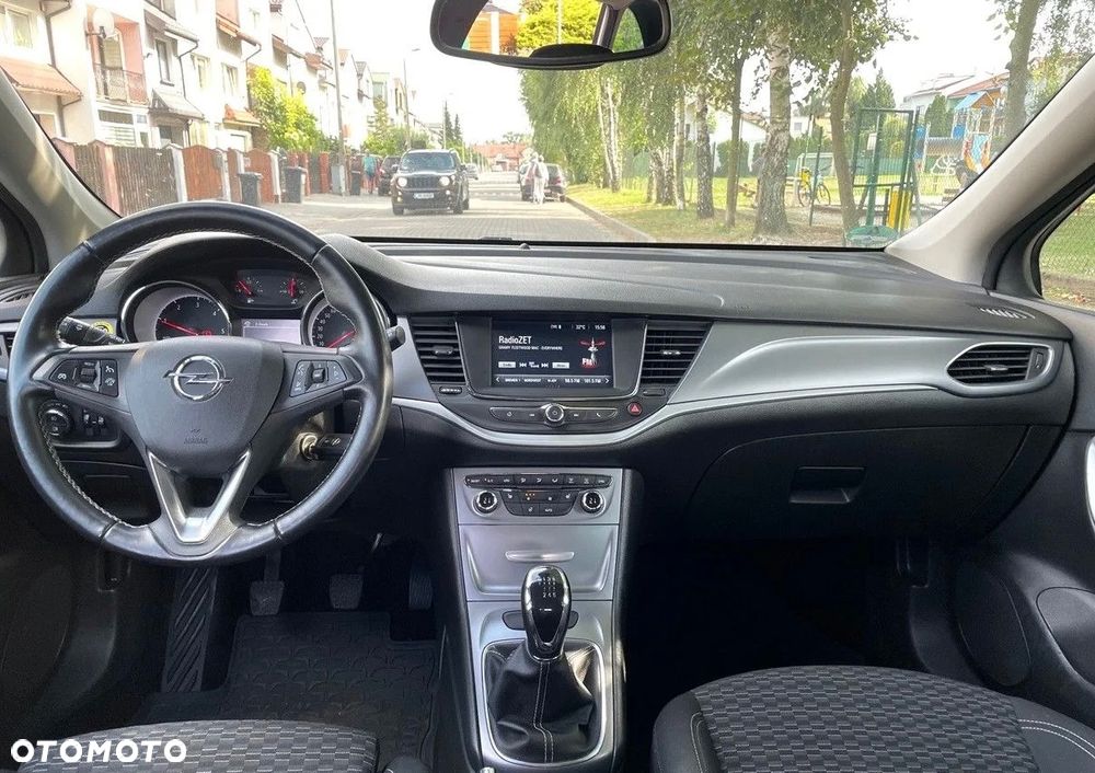 Opel Astra 1.6 D Start/Stop Dynamic - 8