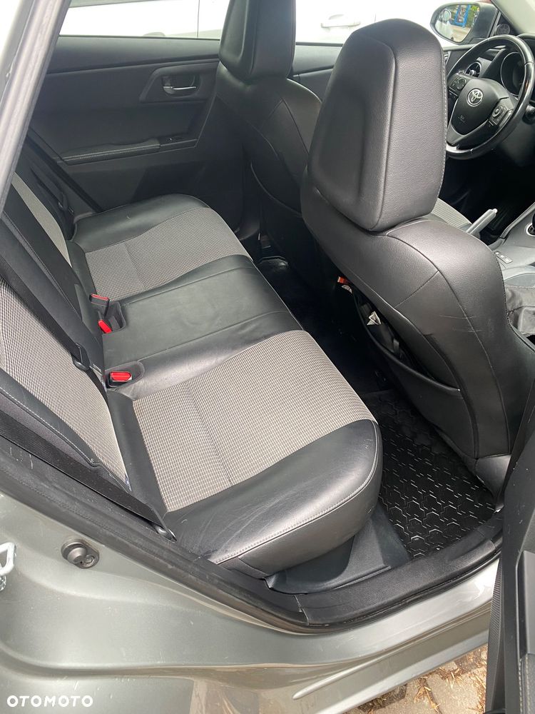 Toyota Auris - 8