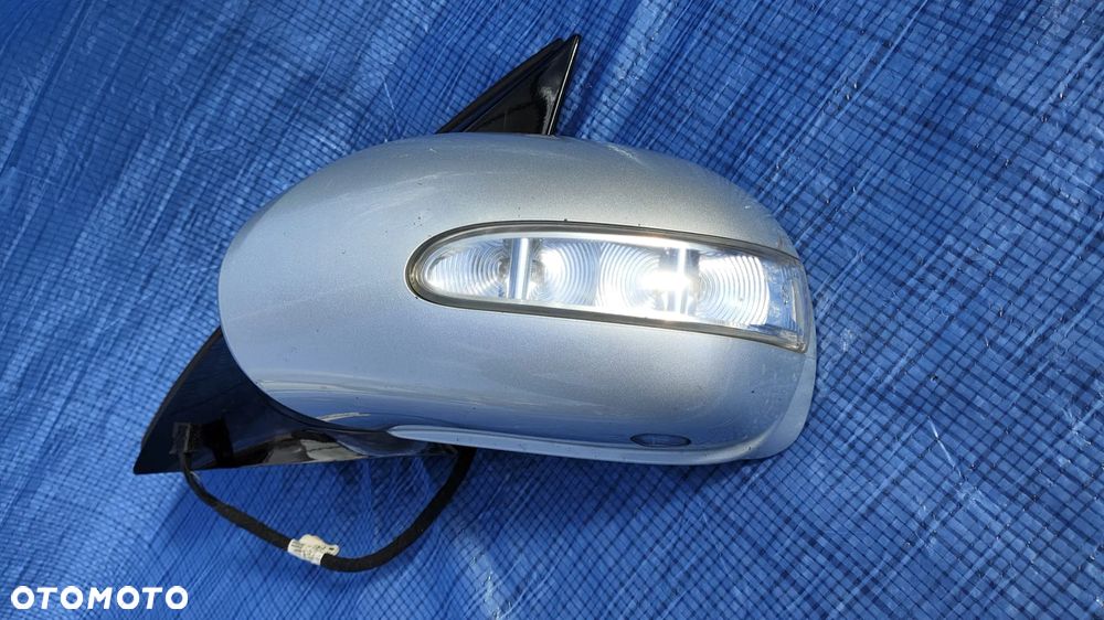 LUSTERKO LEWE 11 PIN KABLI SREBRNE C775 775 KIERUNKOWSKAZ MERCEDES R-KLASA W251 EUROPA - 1