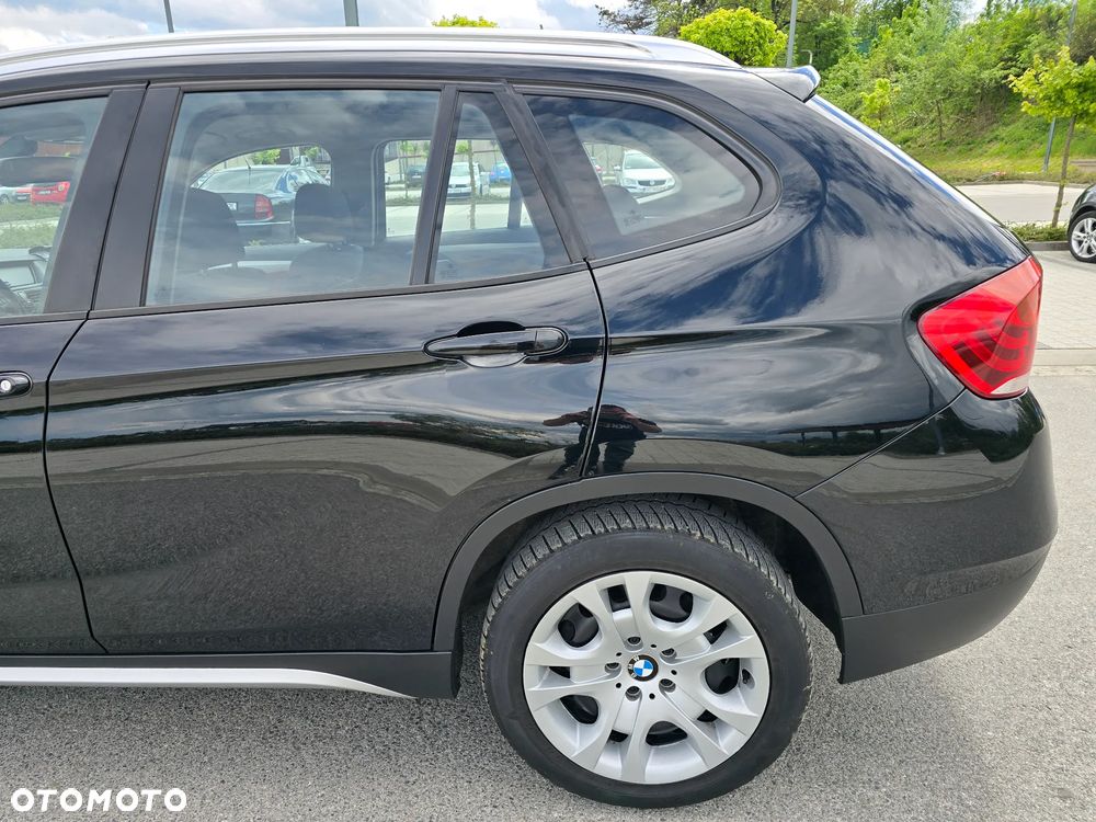 BMW X1 xDrive18d xLine - 37