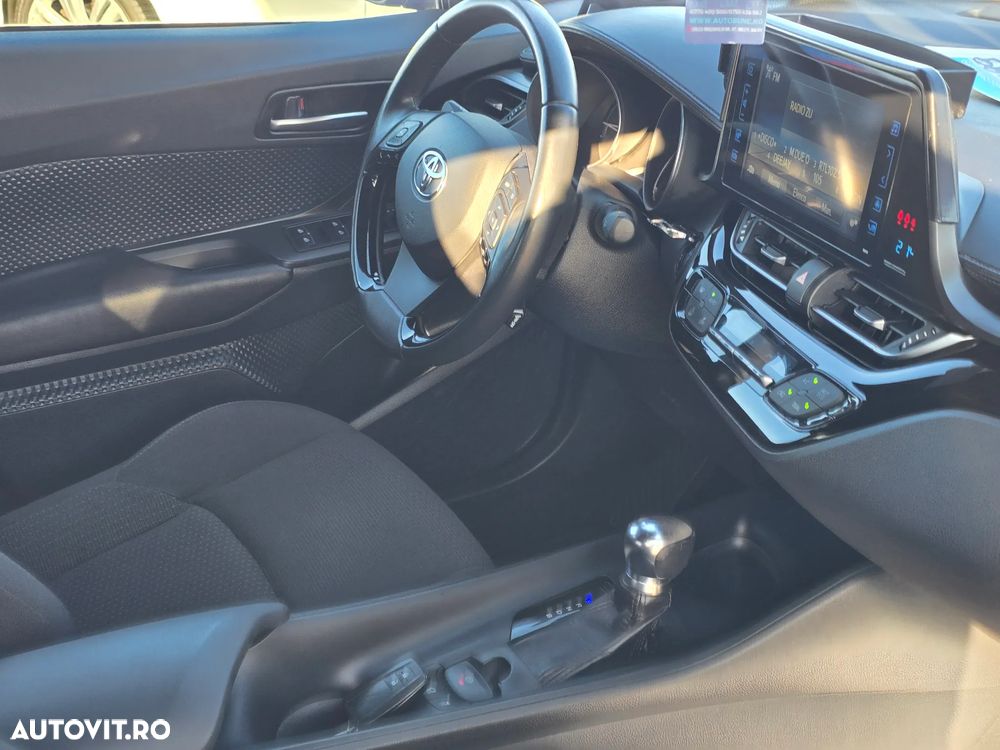 Toyota C-HR Style Selection - 14