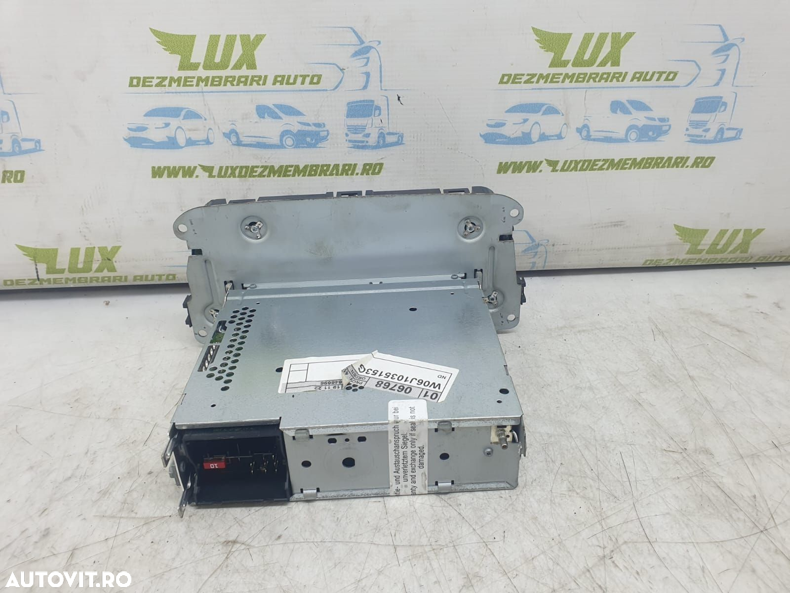 Radio CD w06j1035153g Seat Ibiza 4 6J  [din 2008 pana  2012] - 2