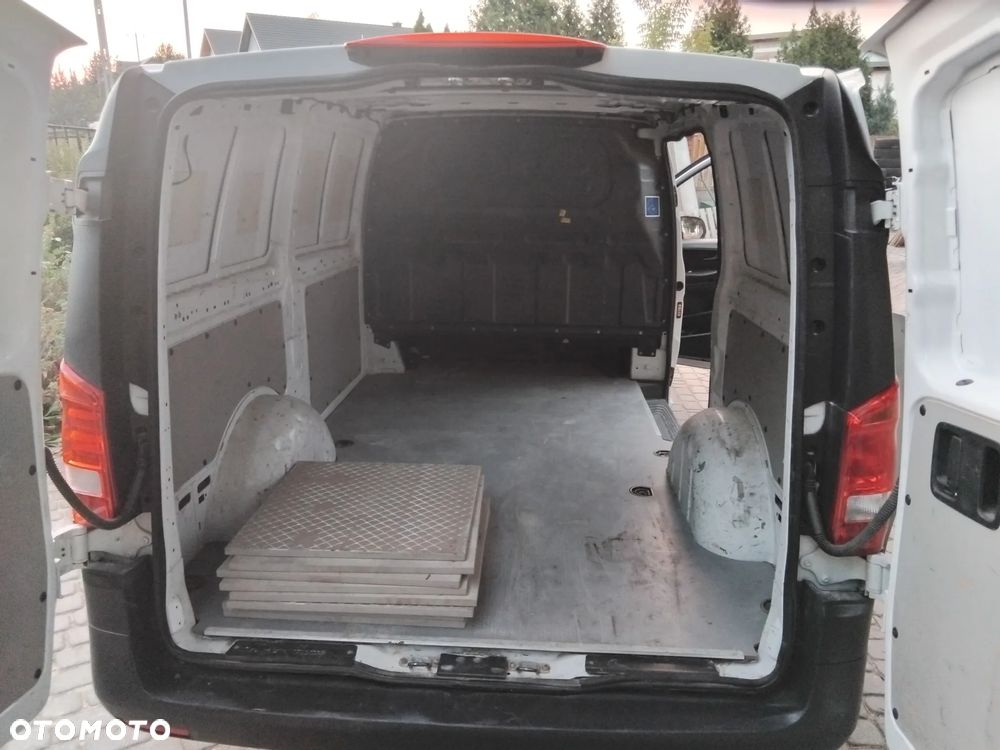 Mercedes-Benz Vito Long W447 - 11