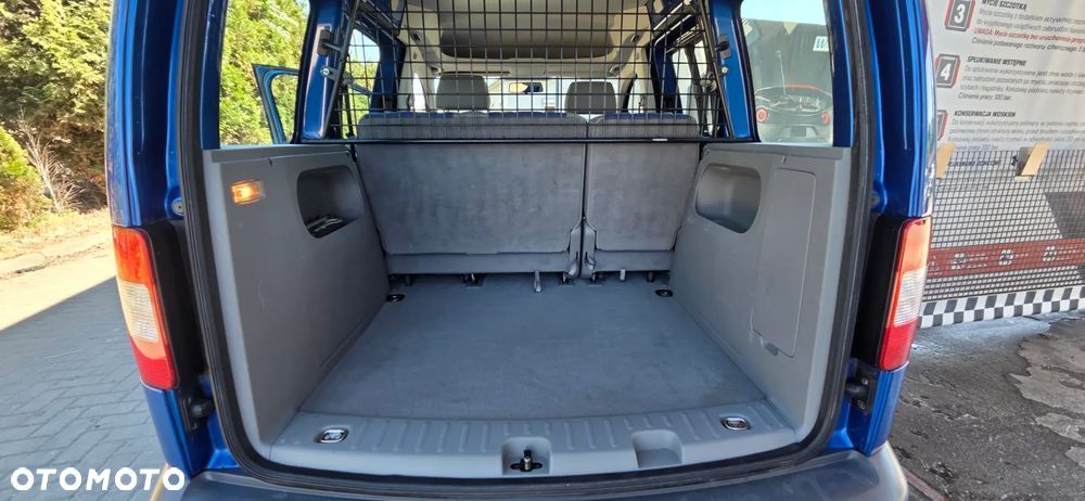 Volkswagen Caddy - 28