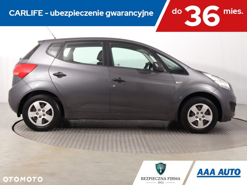 Kia Venga - 7