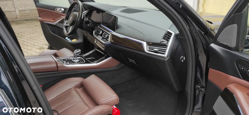 BMW X5 M M50d - 8