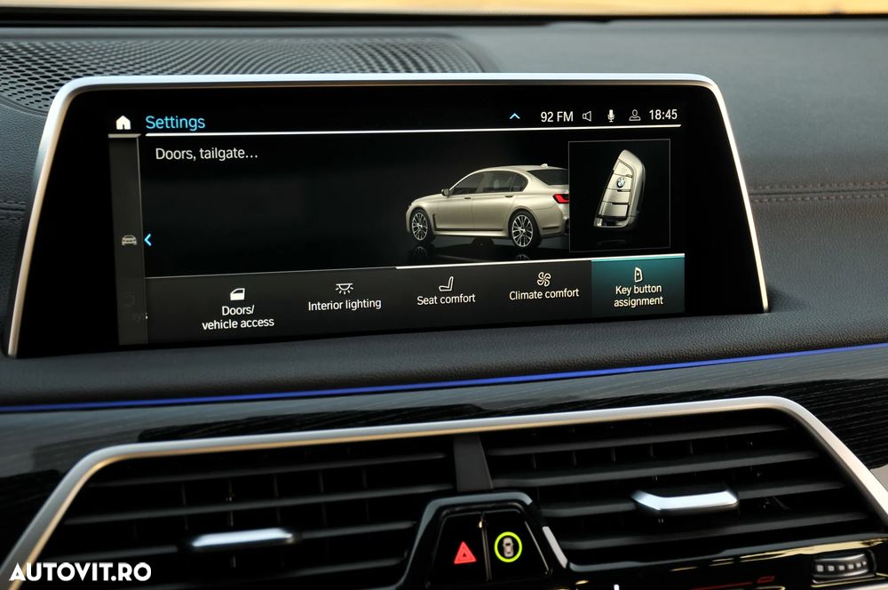 BMW Seria 7 730d xDrive - 25