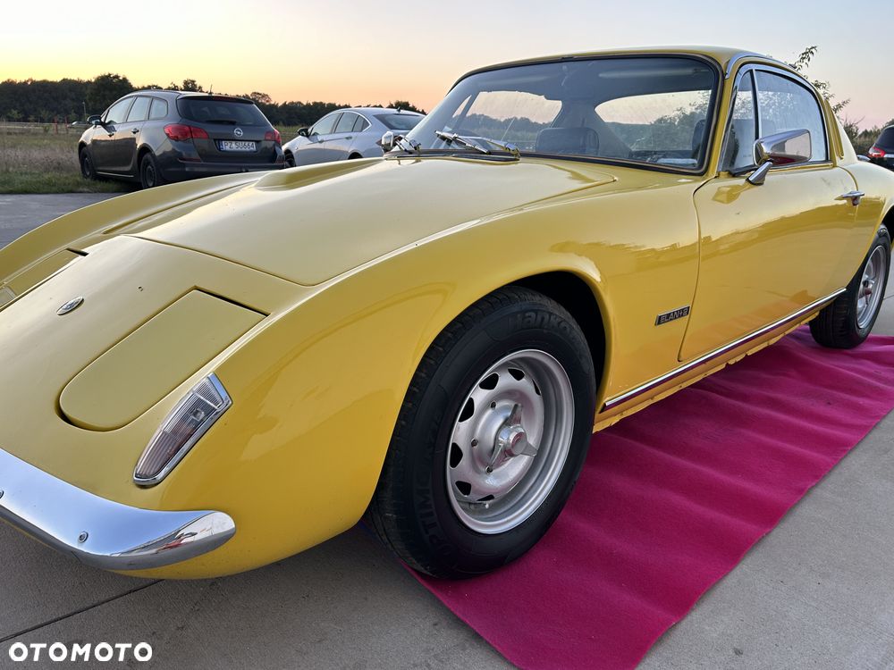 Lotus Elan - 15