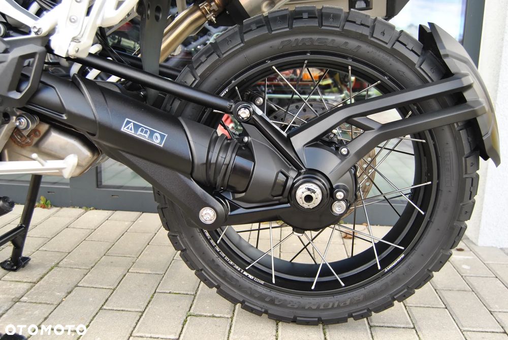 Triumph Tiger - 25