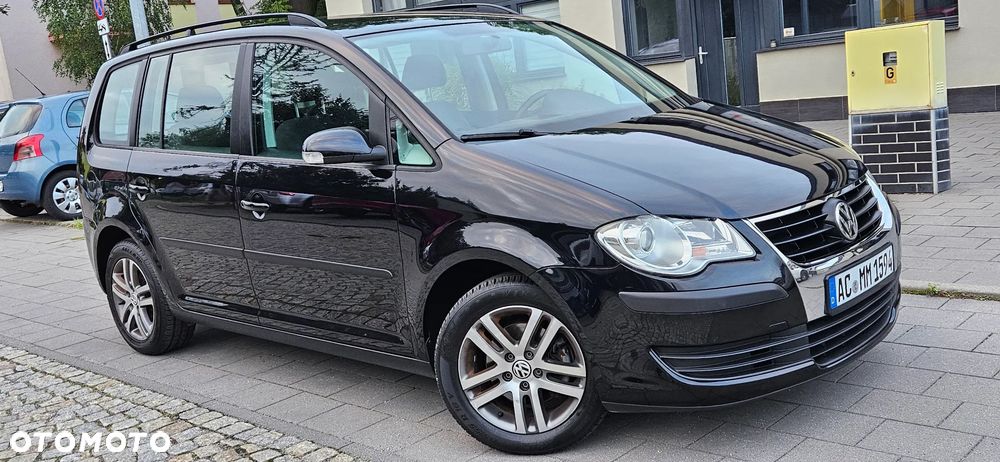 Volkswagen Touran 1.9 TDI DPF Conceptline - 17