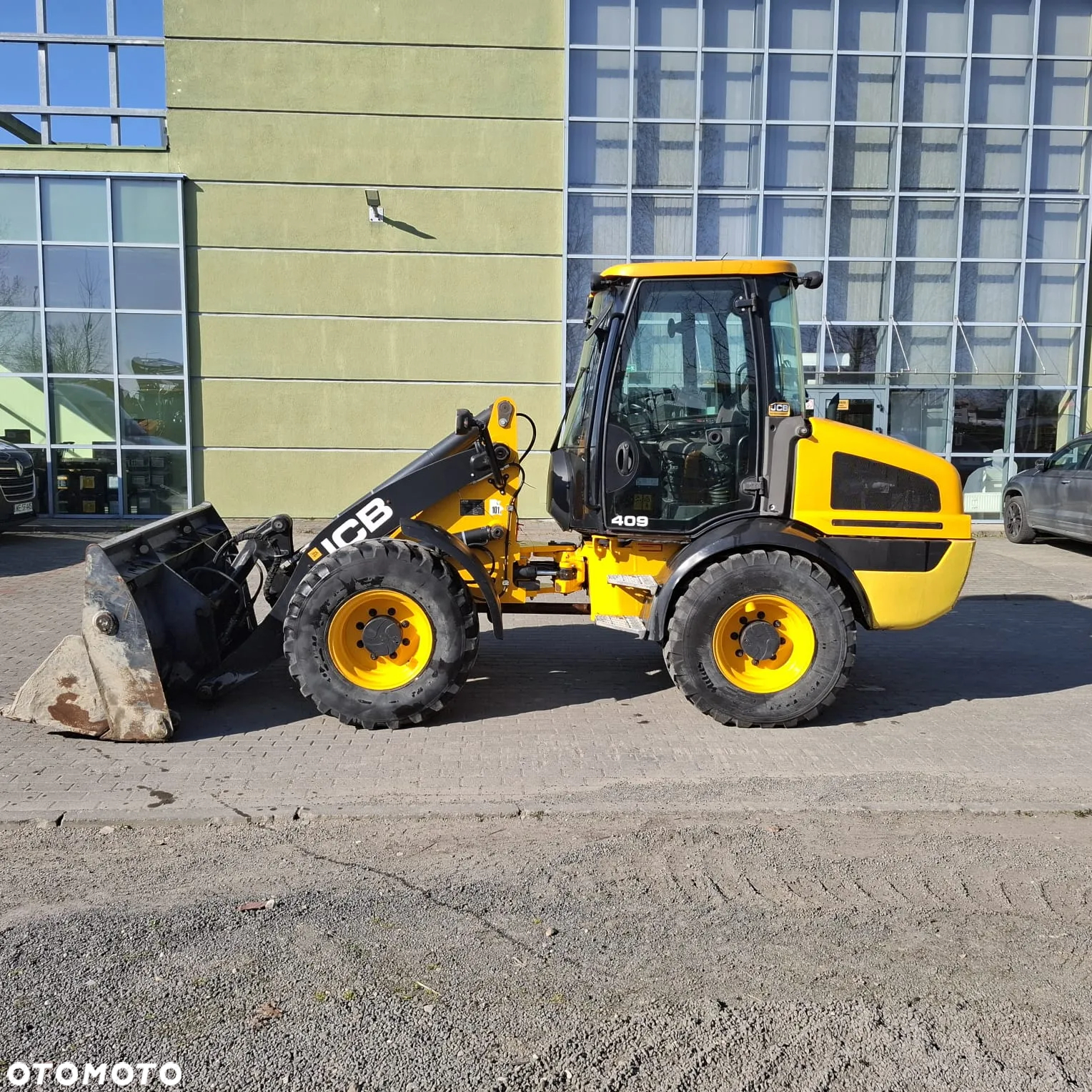 JCB 409 - 8
