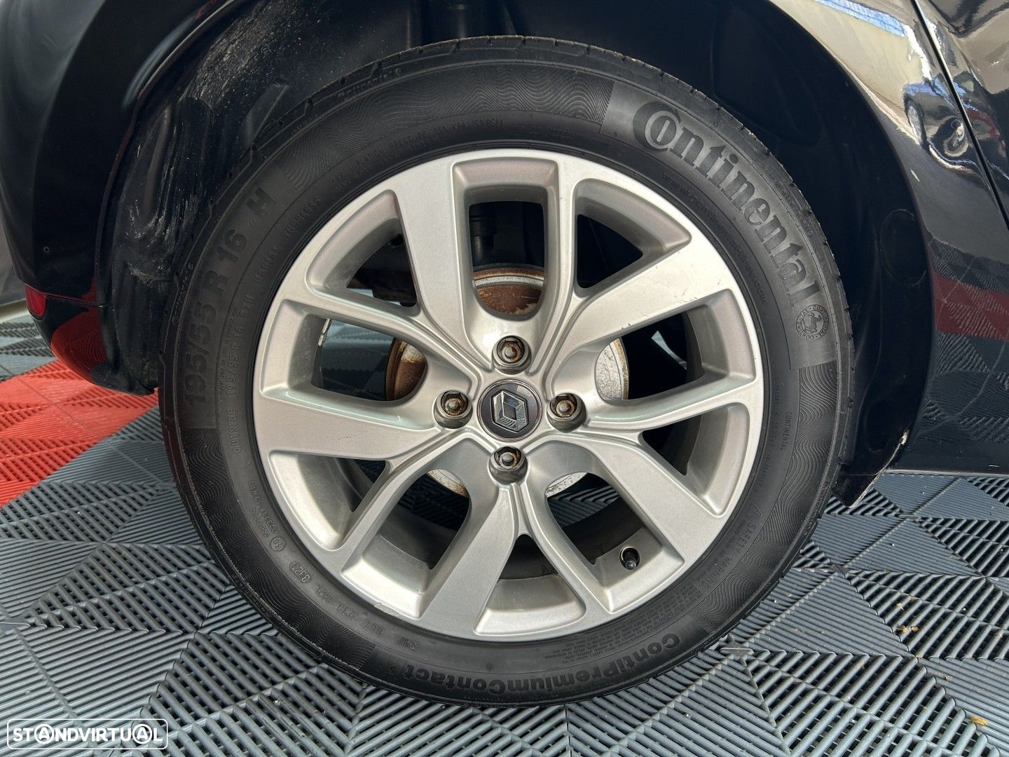Renault Clio 0.9 TCe Limited Edition - 17