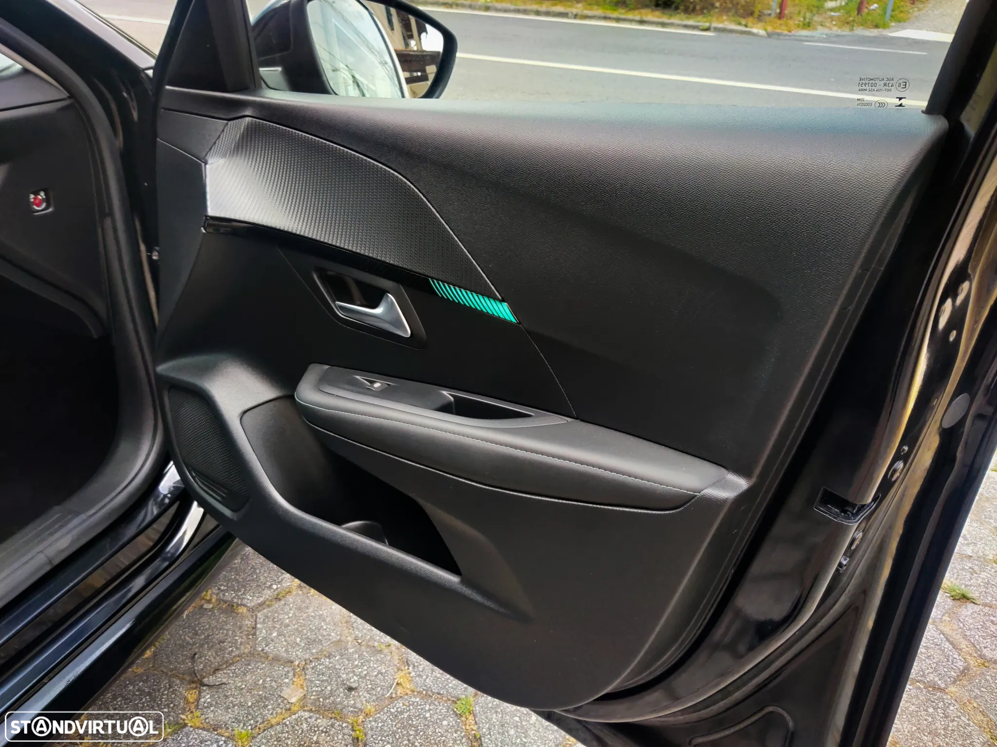 Peugeot e-208 50 kWh Allure - 13