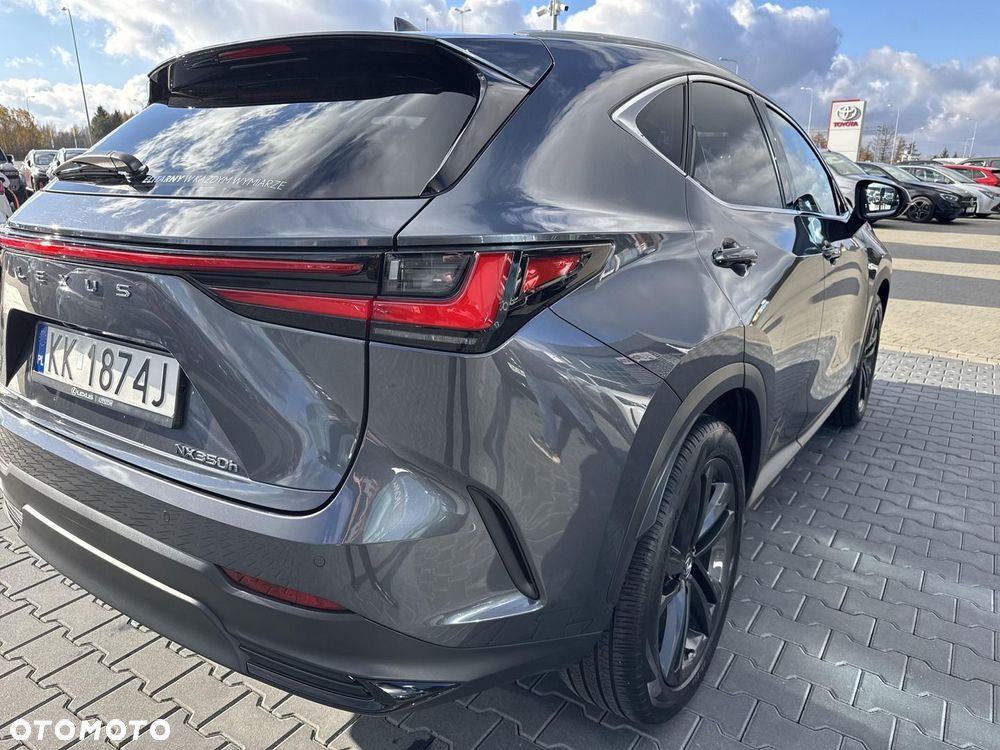 Lexus NX 350h Prestige AWD - 32