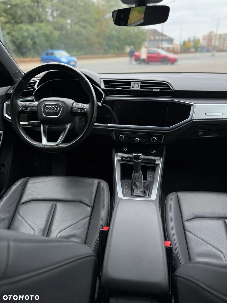 Audi Q3 - 21