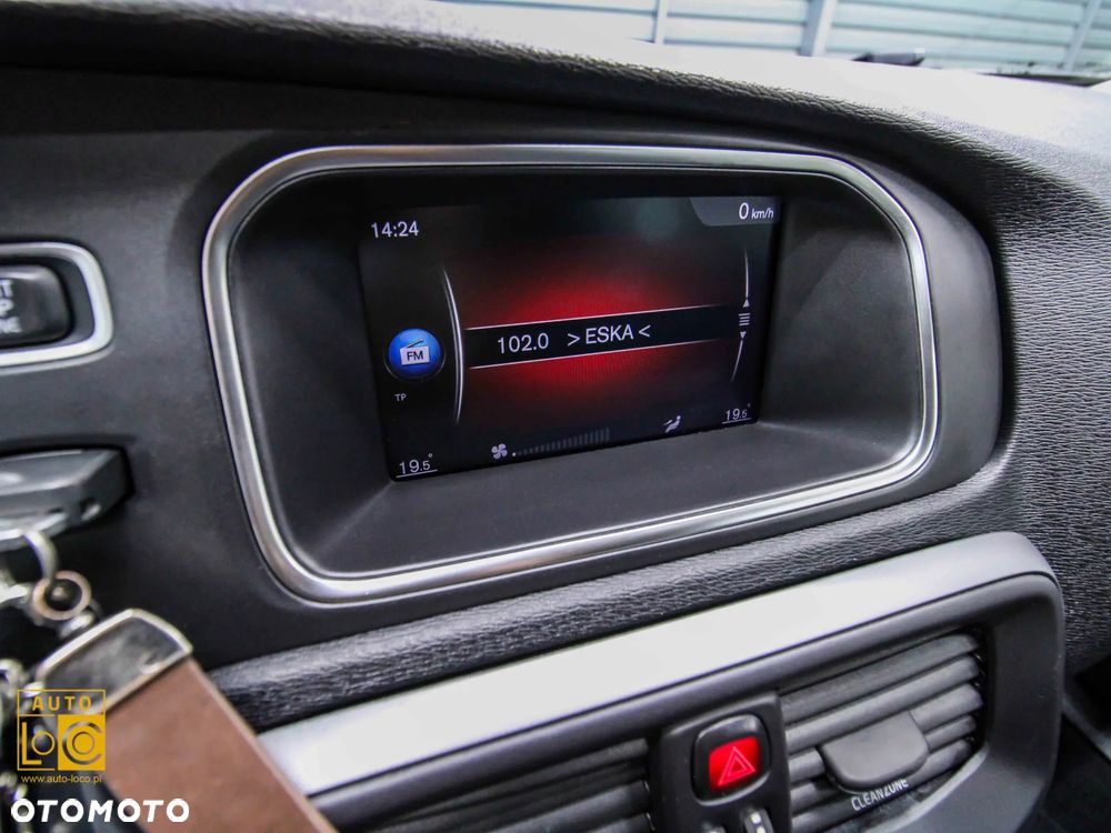 Volvo V40 D2 Momentum - 20