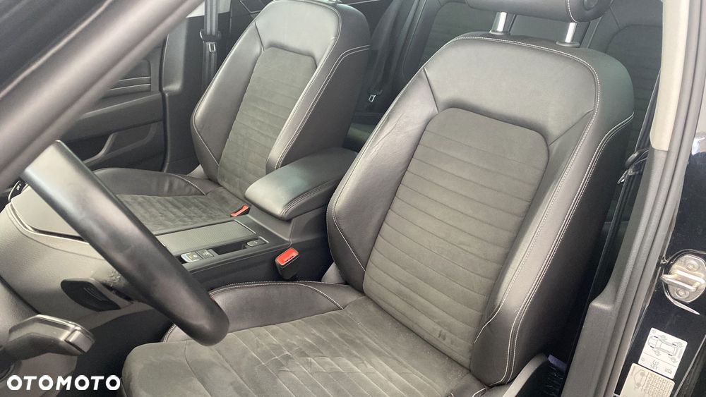 Volkswagen Passat - 16
