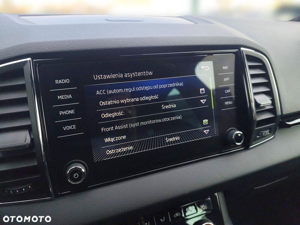 Skoda Karoq 2.0 TDI SCR 4x4 Sportline DSG - 28