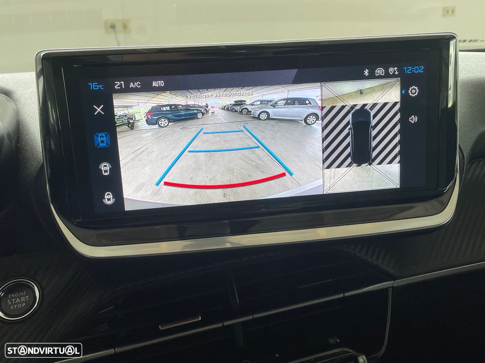 Peugeot e-2008 Allure Pack - 26