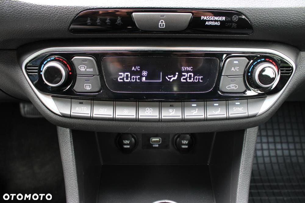 Hyundai i30 - 17