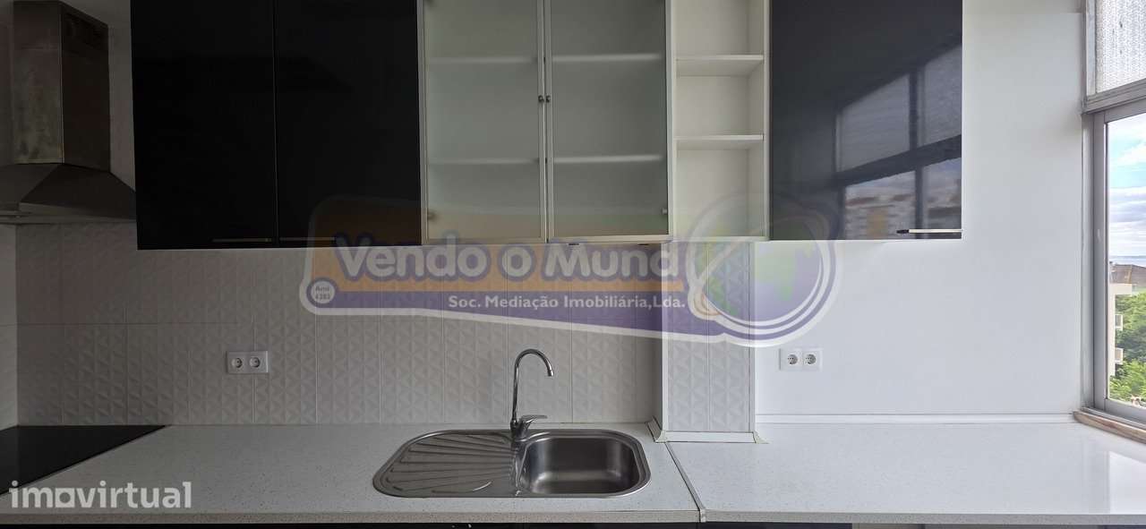 Apartamento T2 na Póvoa Santa Iria (PSI031) - Grande imagem: 2/21