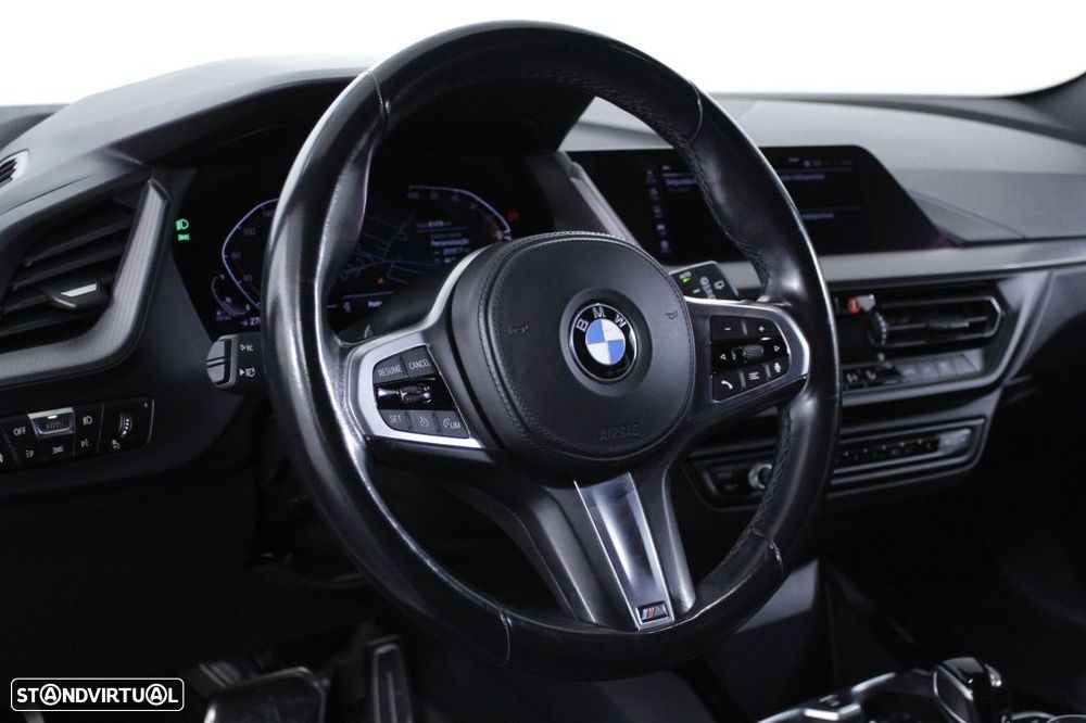 BMW 116 d Pack Desportivo M Auto - 23