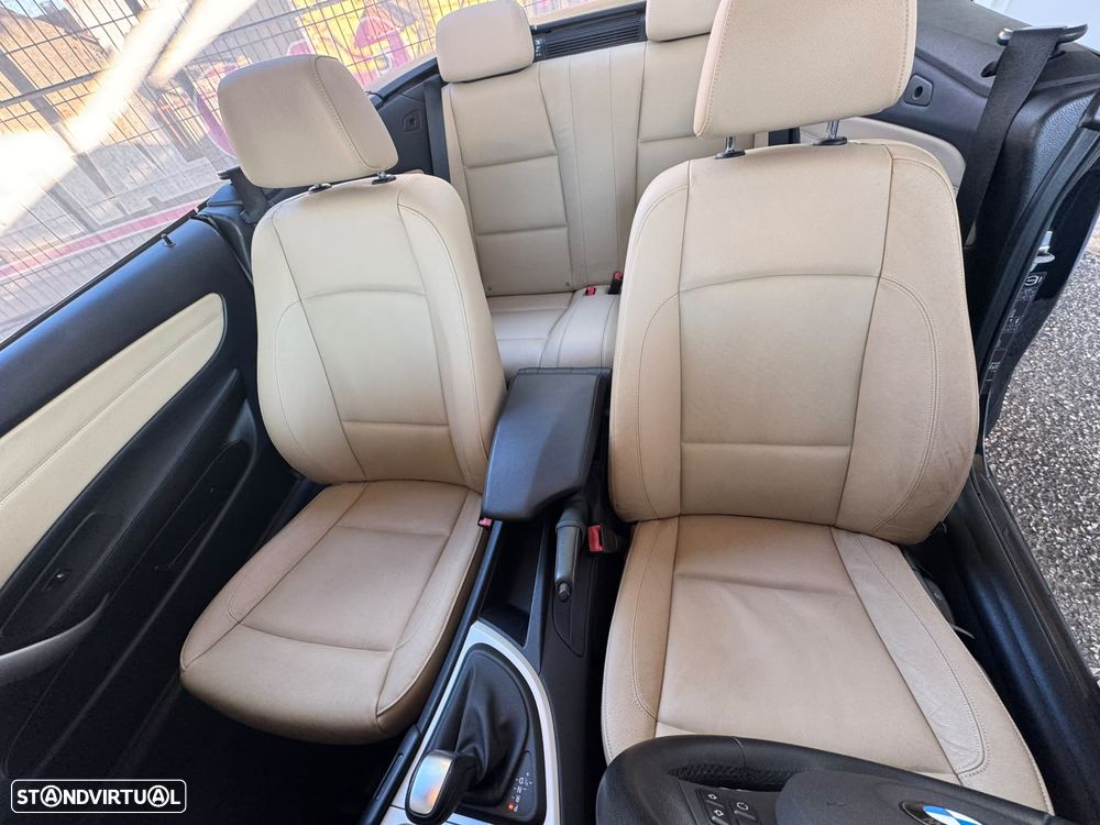 BMW 118 iA - 10