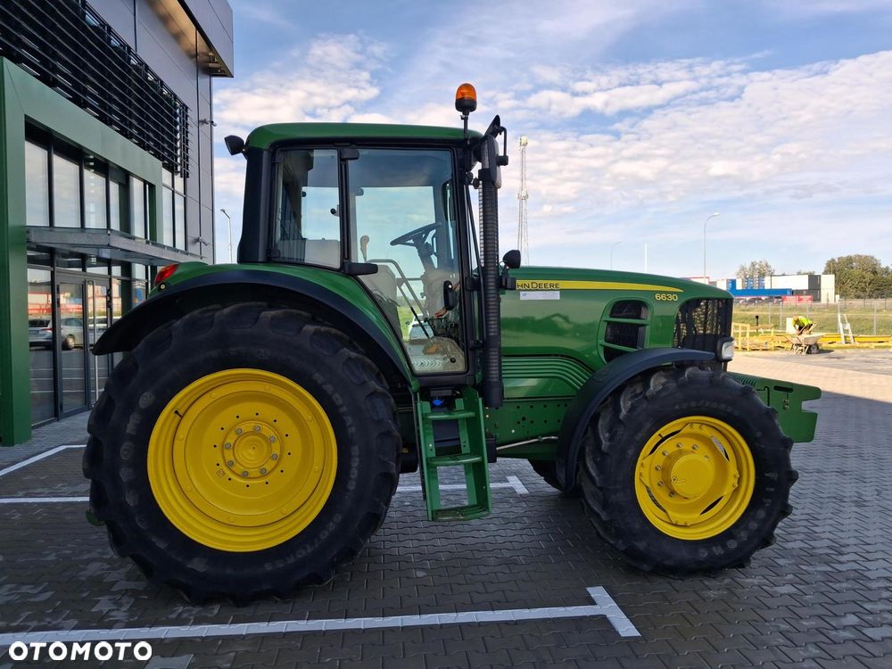 John Deere 6630 - 9