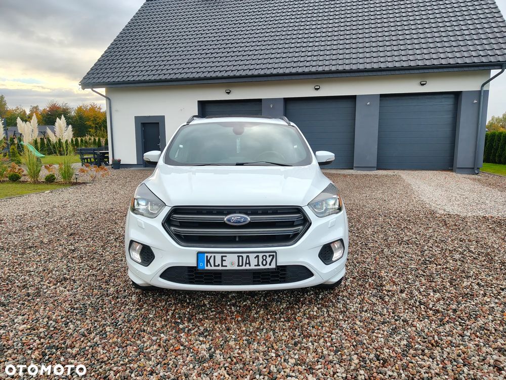 Ford Kuga 1.5 EcoBoost ST-LINE - 23